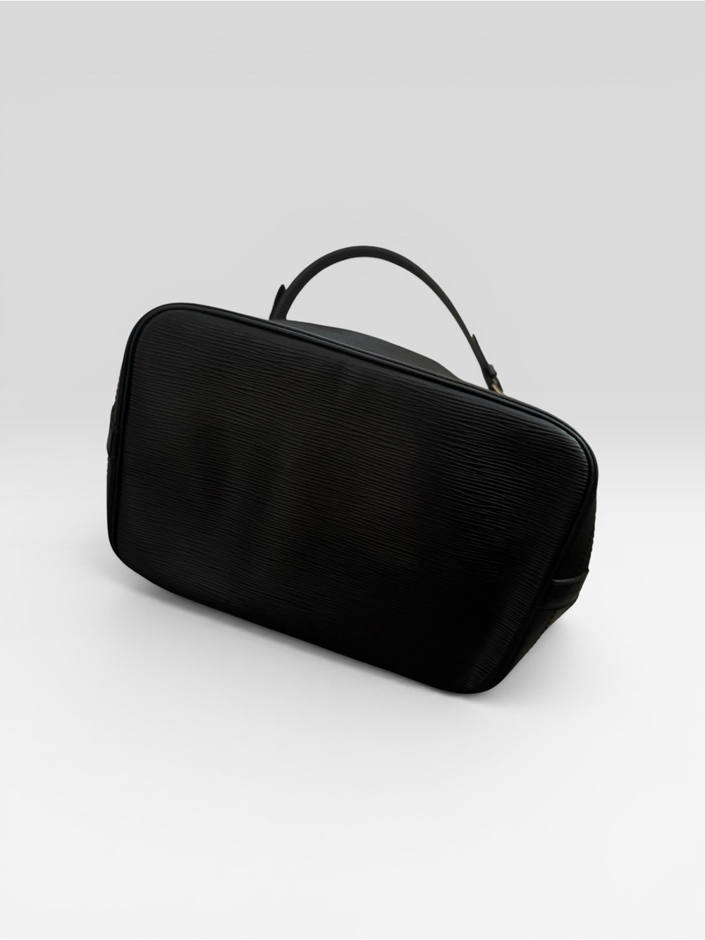 SOLD ***Louis Vuitton Epi Leather Noe GM Bucket Bag Black β Vintage β¨ - Picture 5 of 12